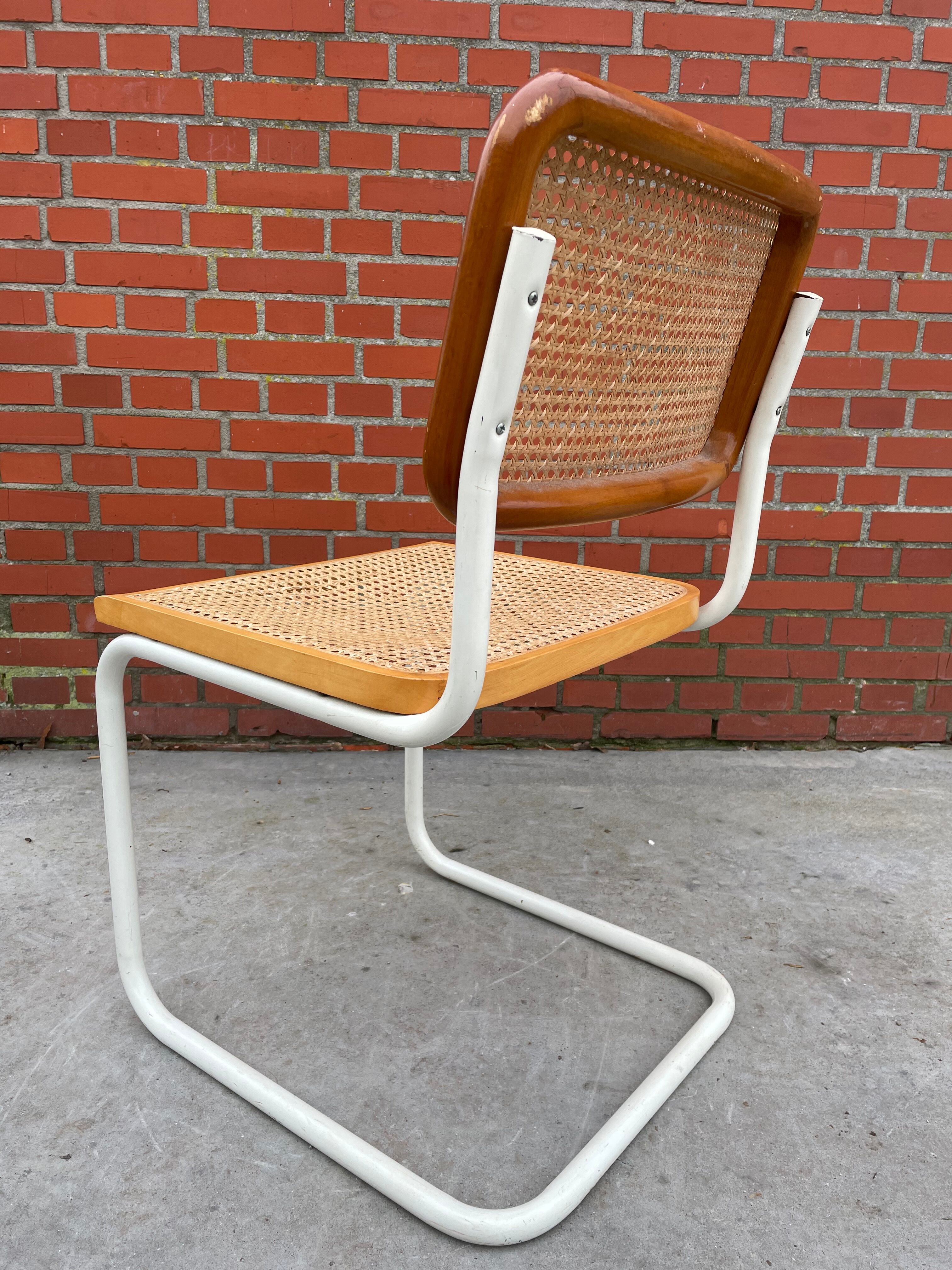 Cesca design chair b32 model white wood