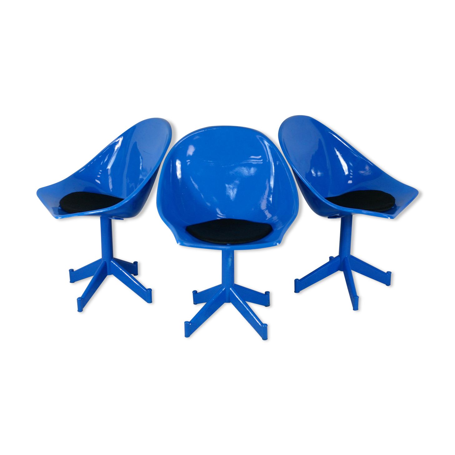 3 chairs "space Age", resin and steel, France, circa 1970.