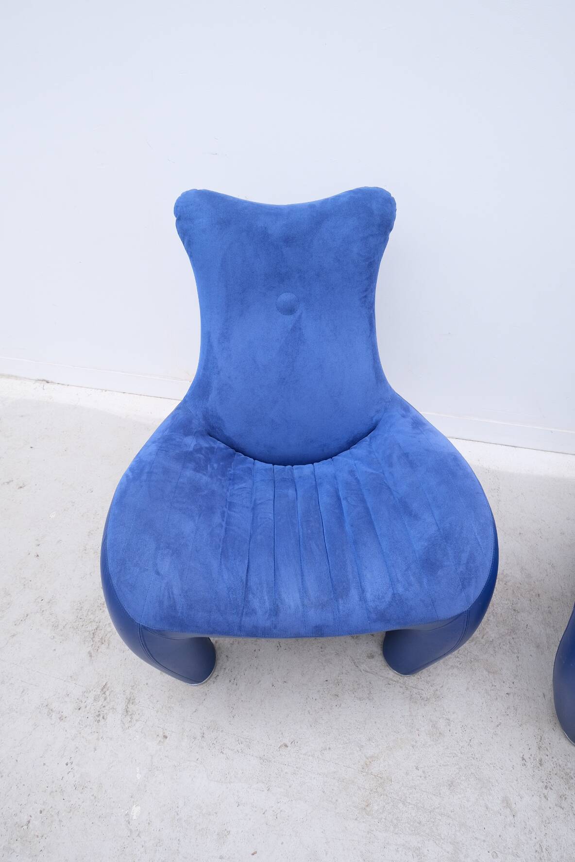 Pair of "Balou" armchairs by Jane Worthington for Leolux in leather, 1980