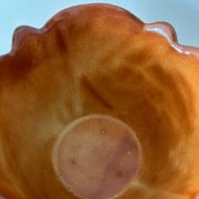 Cache-pot artisanal vintage en céramique formant une fleur