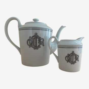 Dior teapot and milk jug