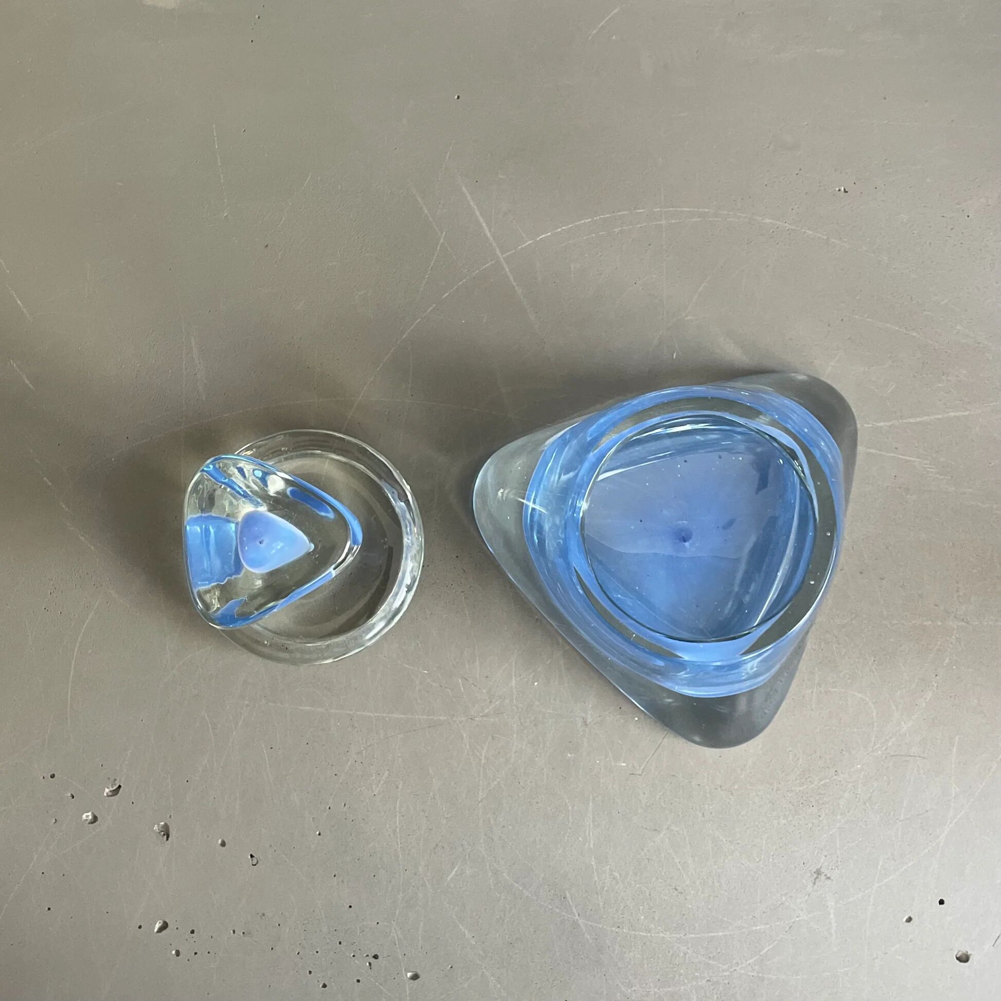 Two-coloured blown glass set