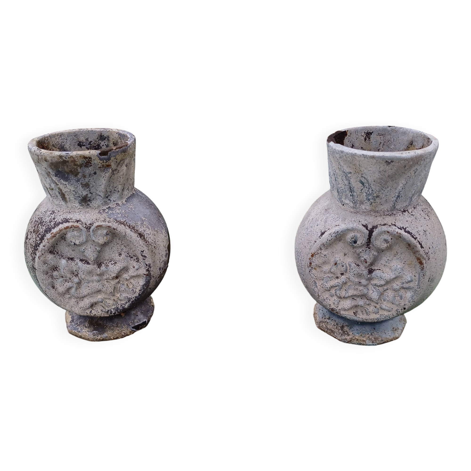 Pair of Cast Iron Vases 1900 from Charleville-Mézières