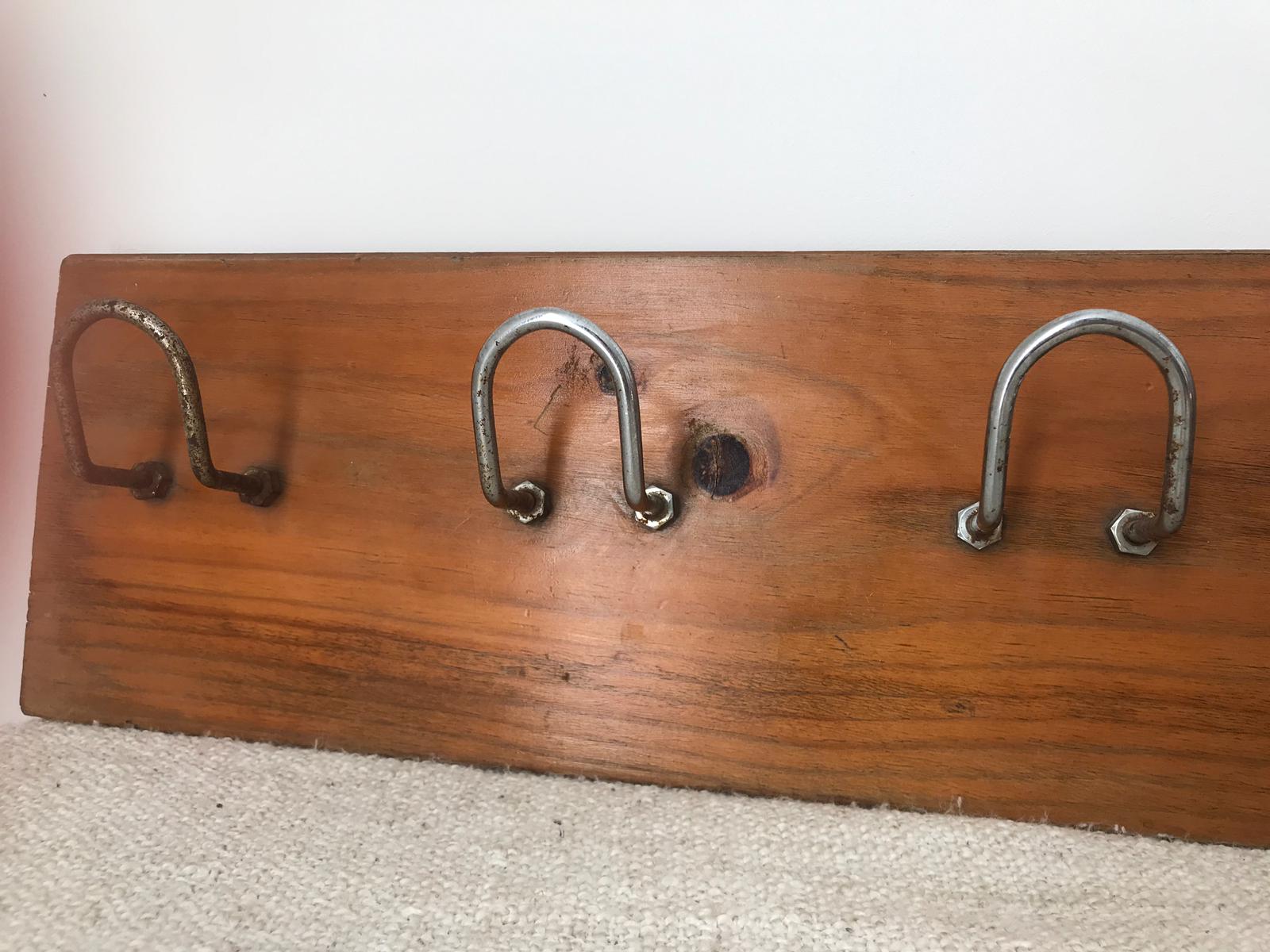Coat rack with 5 hooks