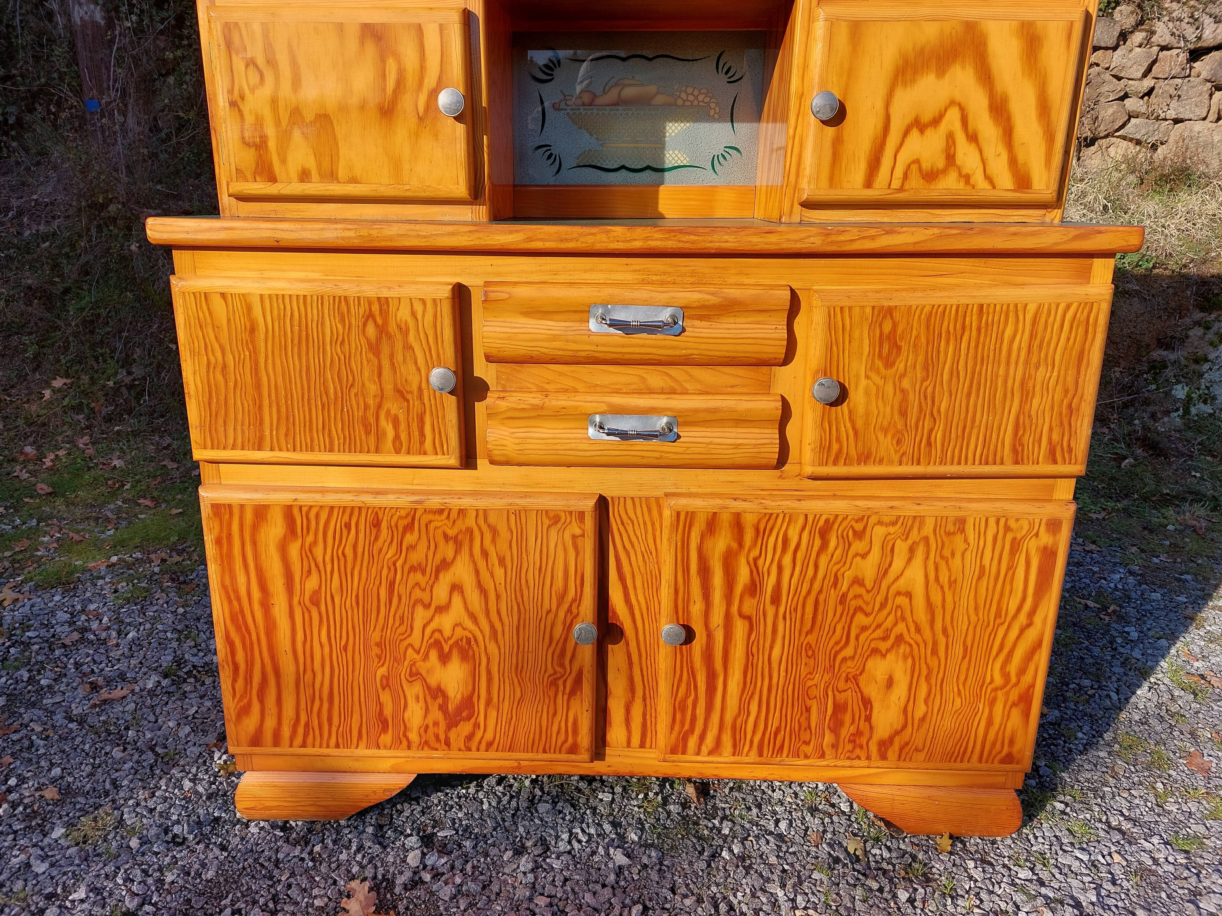 Whole Mado buffet, golden honey color