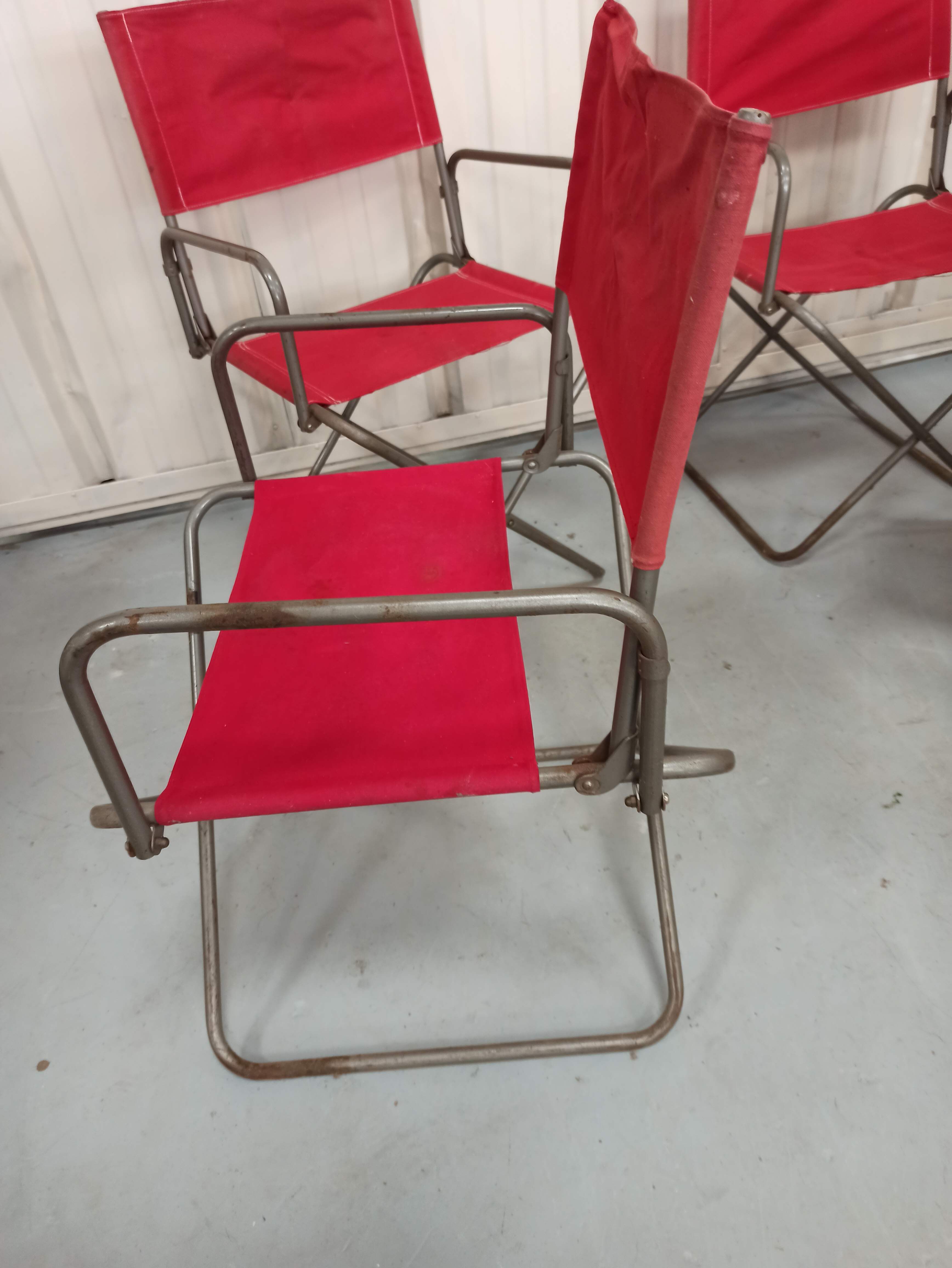 Lot 4 Renolux camping armchairs folding iron and red fabric