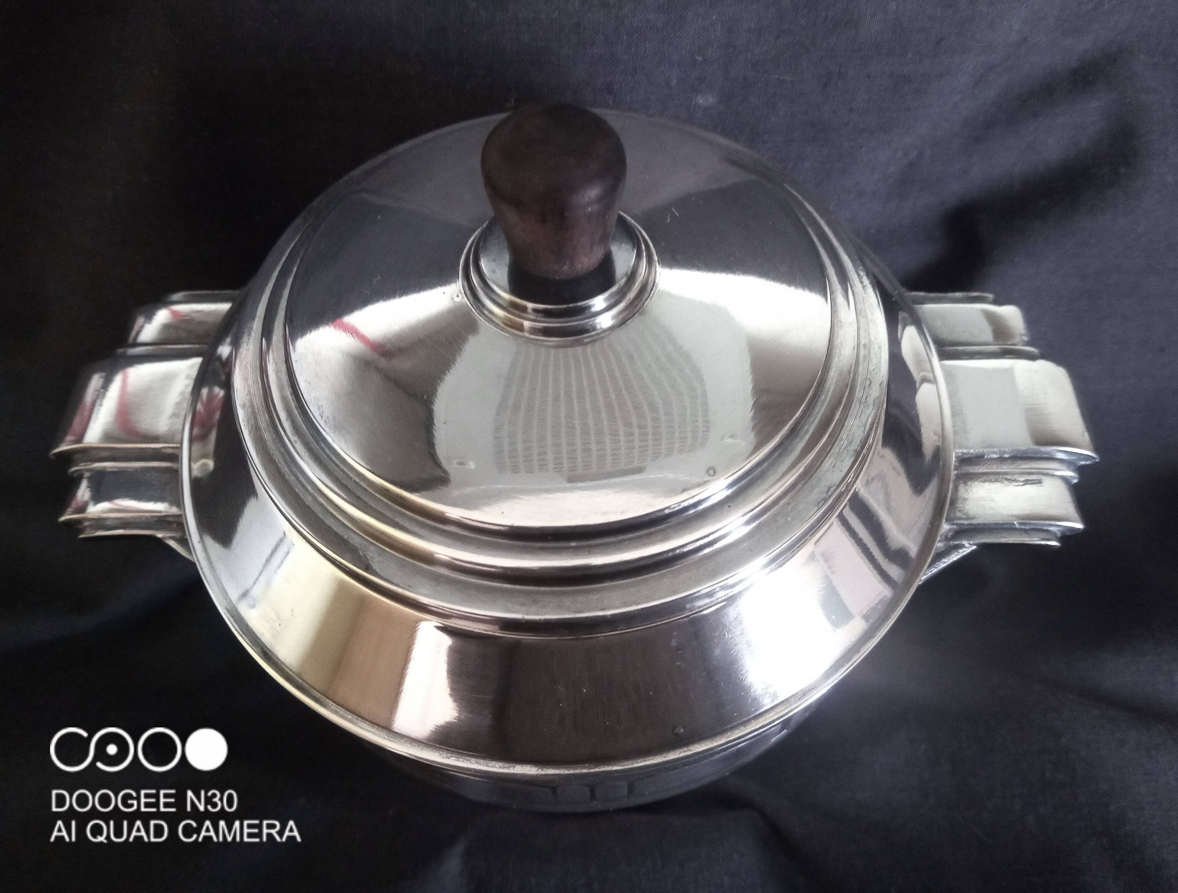 Art Deco silver-plated coffee and tea service, stamped.