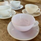 Lot of 4 cups Arcopal pastel