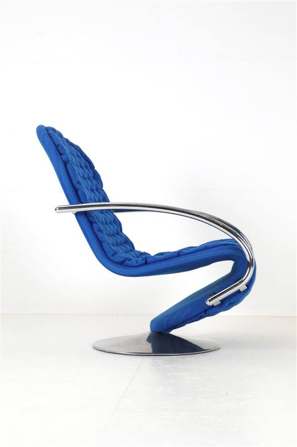Fritz Hansen / Verner Panton “1-2-3” swivel chair / armchair / Space Age / Mid Century Danish Modern Design / 70s