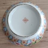 Large Chinese ginger jar with multi-colored porcelain lid