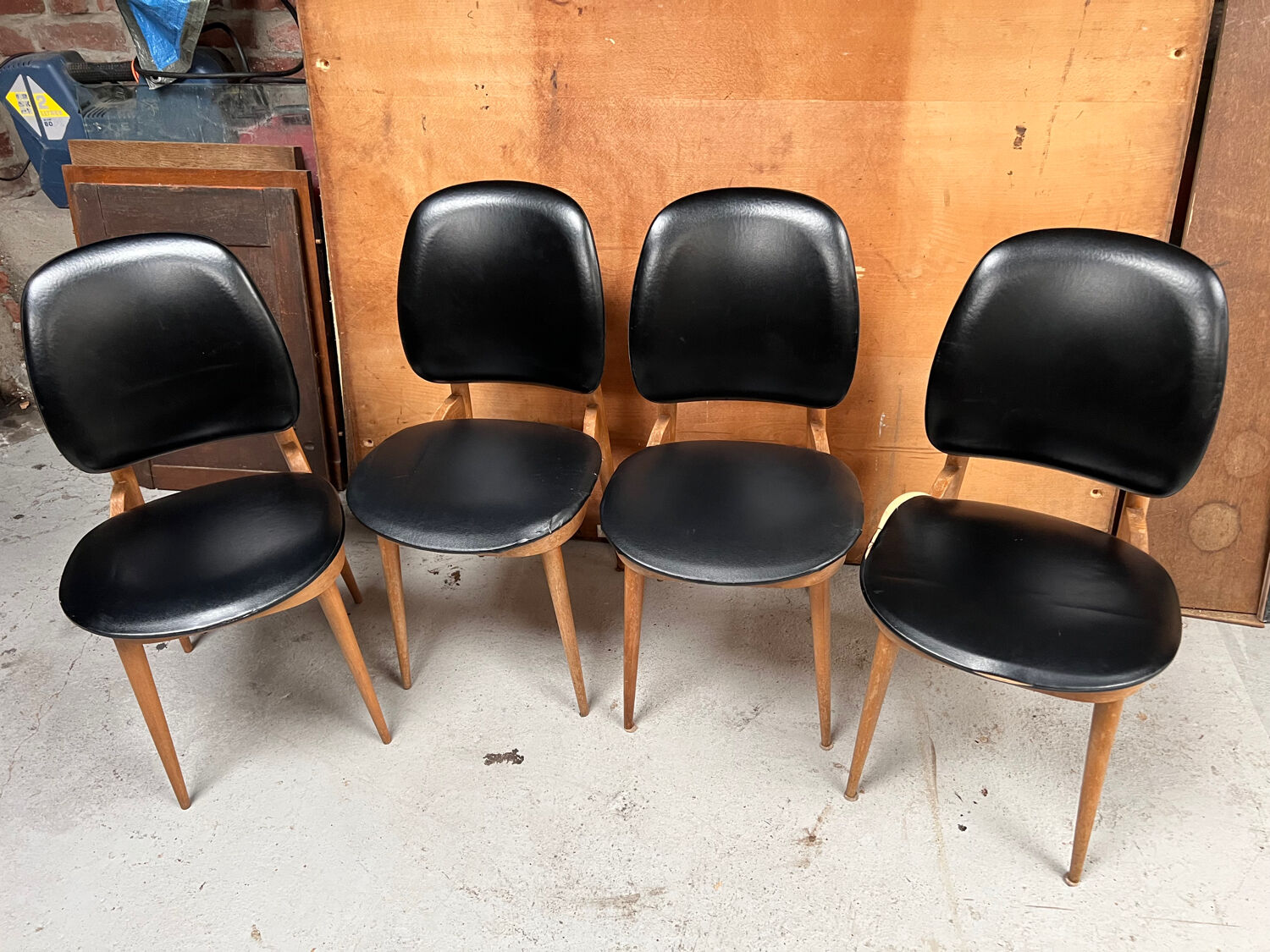 4 Baumann Pegasus model chairs