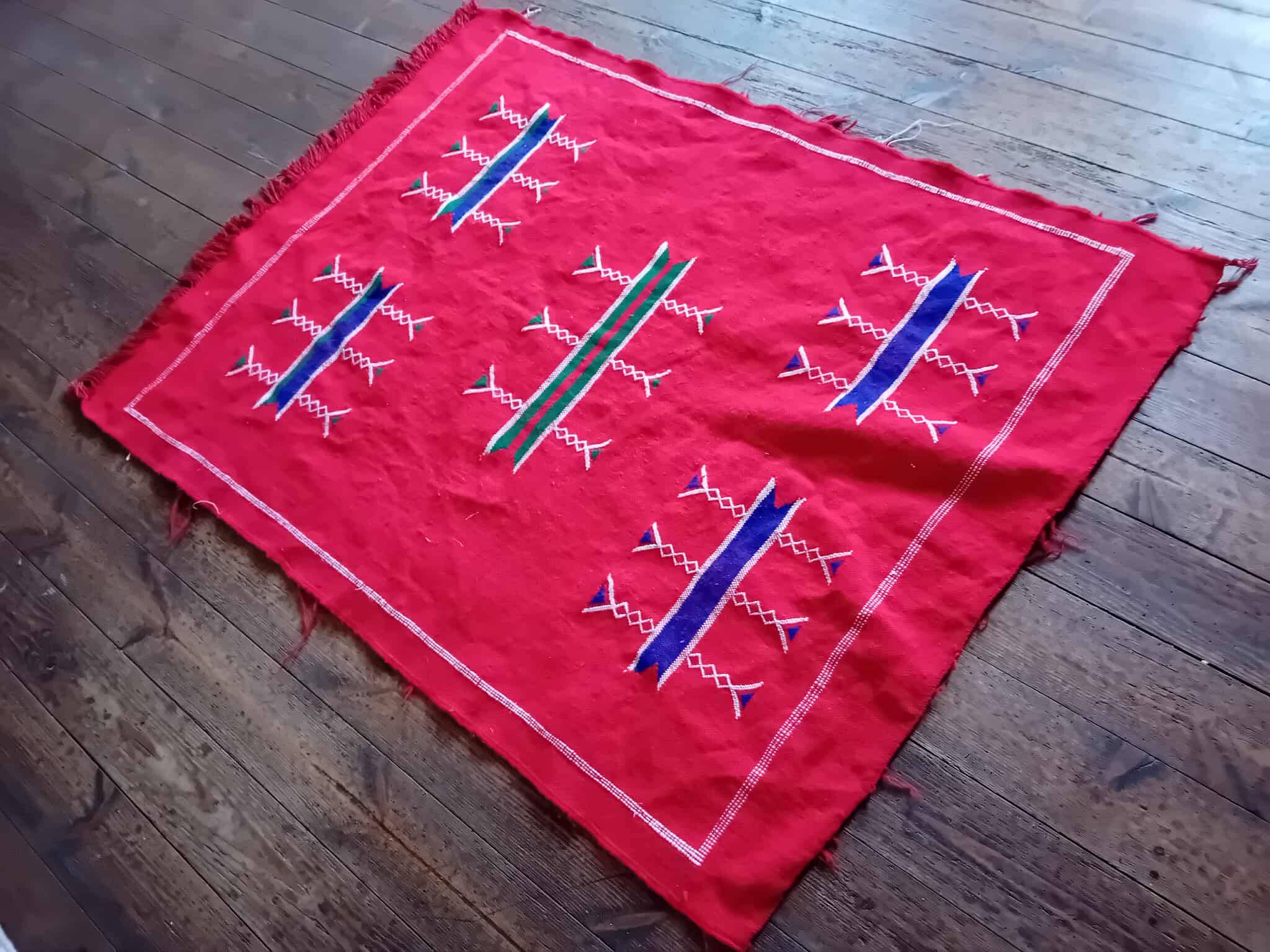 Handmade Berber Kilim 125x97cm