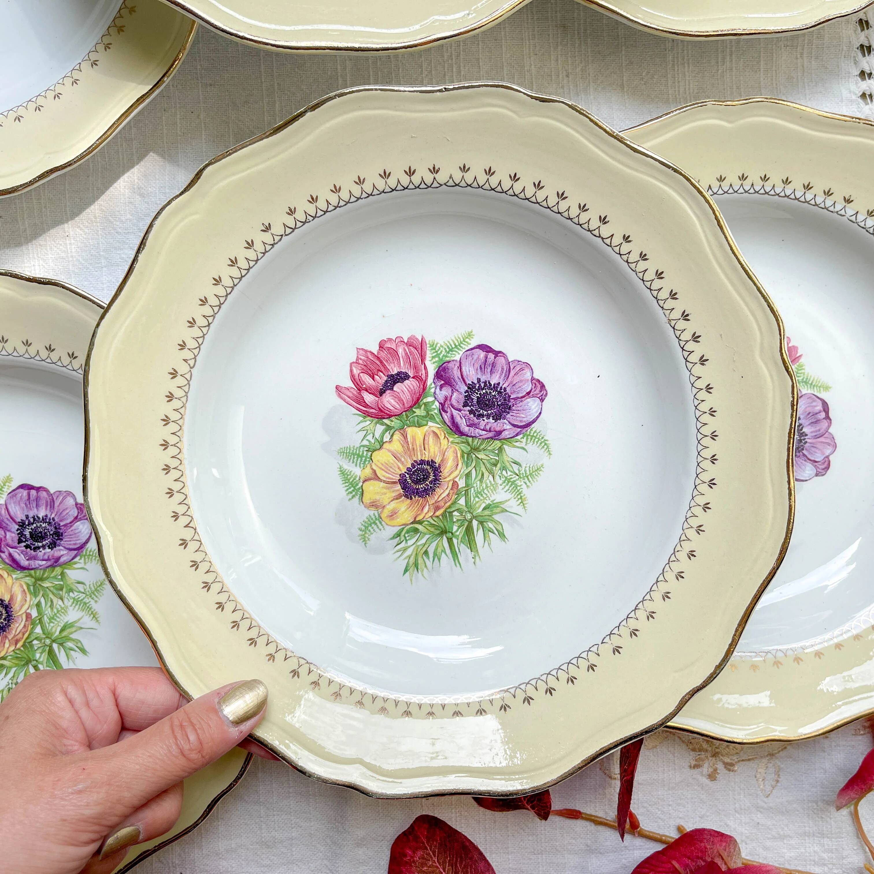 6 vintage porcelain soup plates with white and golden yellow floral pattern L'Amandinoise "Coopélia"
