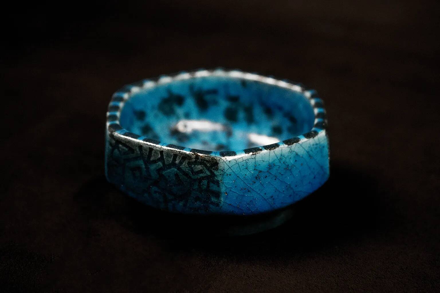 Coupe, vide-poche Art Déco en grès émaillé bleu de Raoul Lachenal