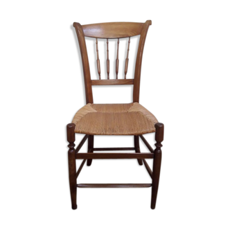 Early 19th century old mulched chair in period cherry, Executive board