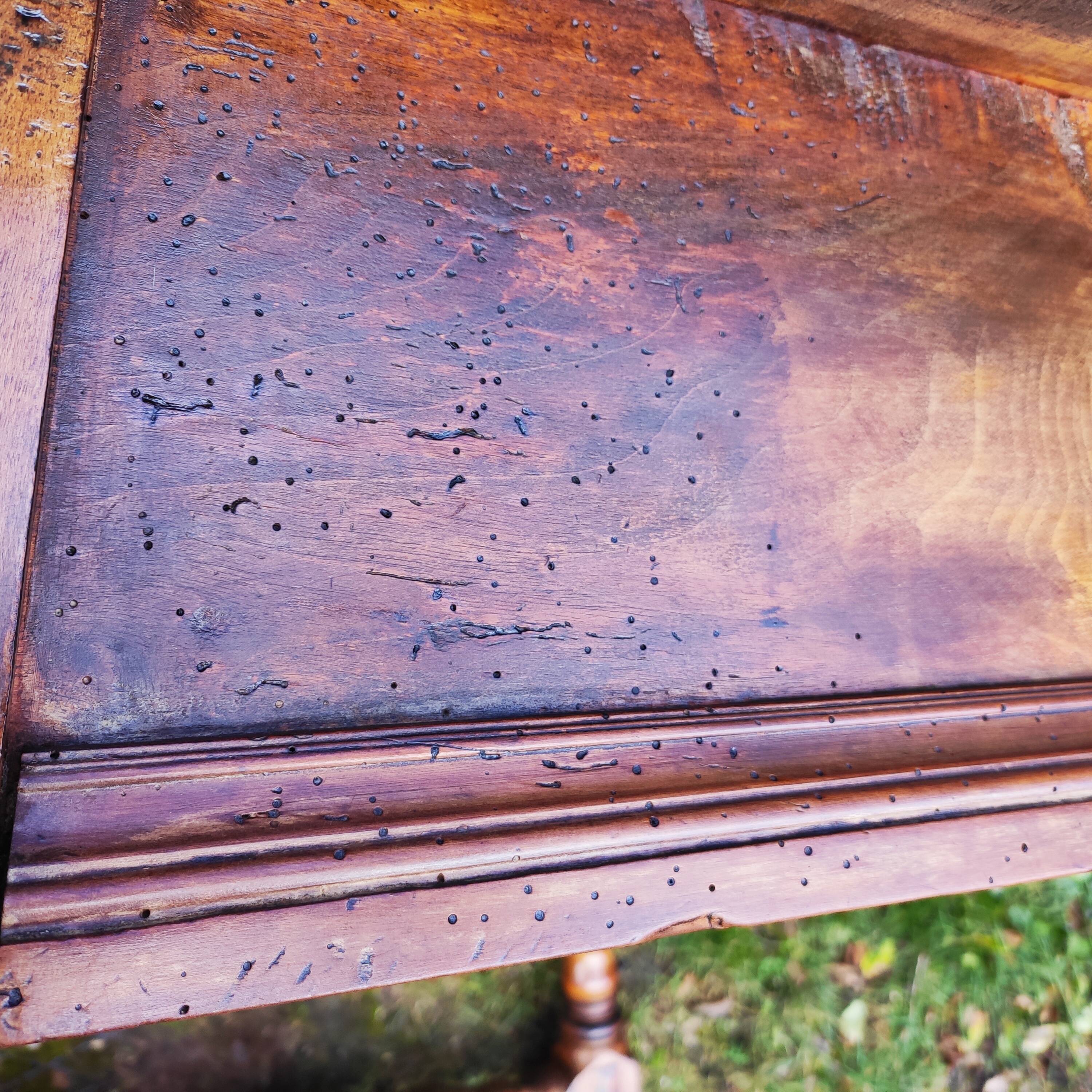 Antique Swiss table in solid walnut - 19th century