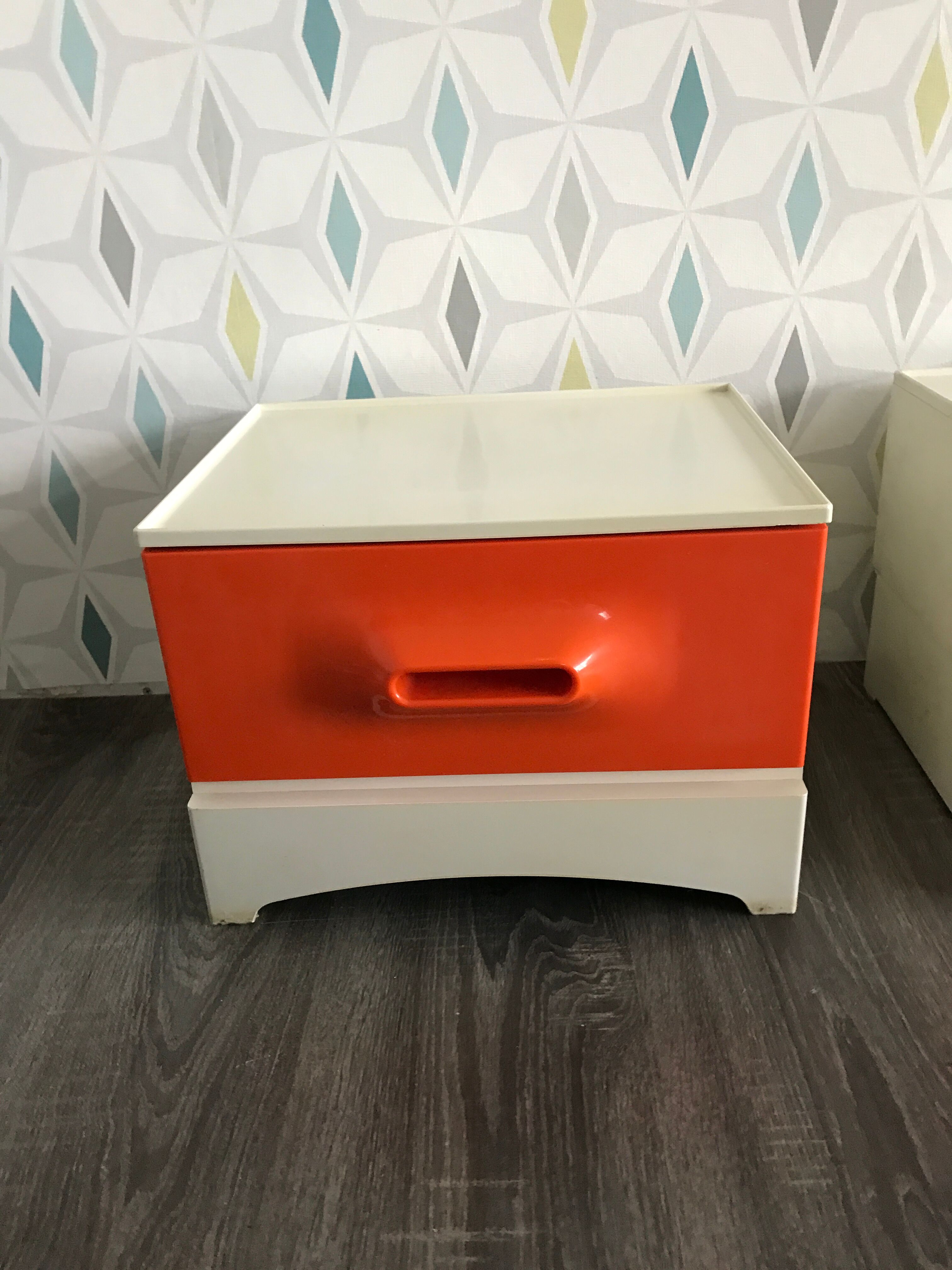 Pair of vintage pop bedside year 70