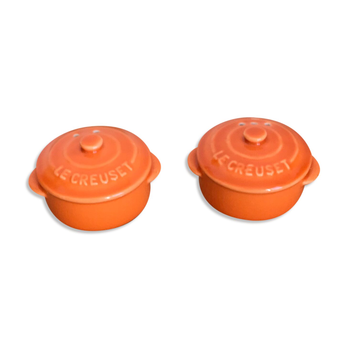 Pepper salt shaker