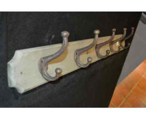 Schoolboy coat holder