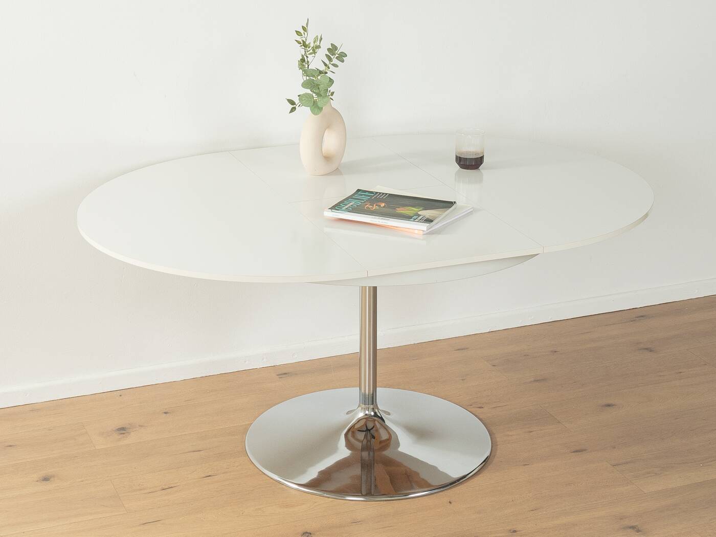 Butterfly dining table