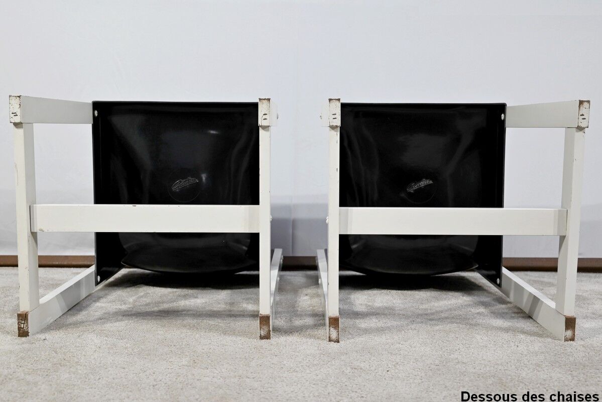 Pair of Lacquered Wooden chairs, signed P.Gautier -1960