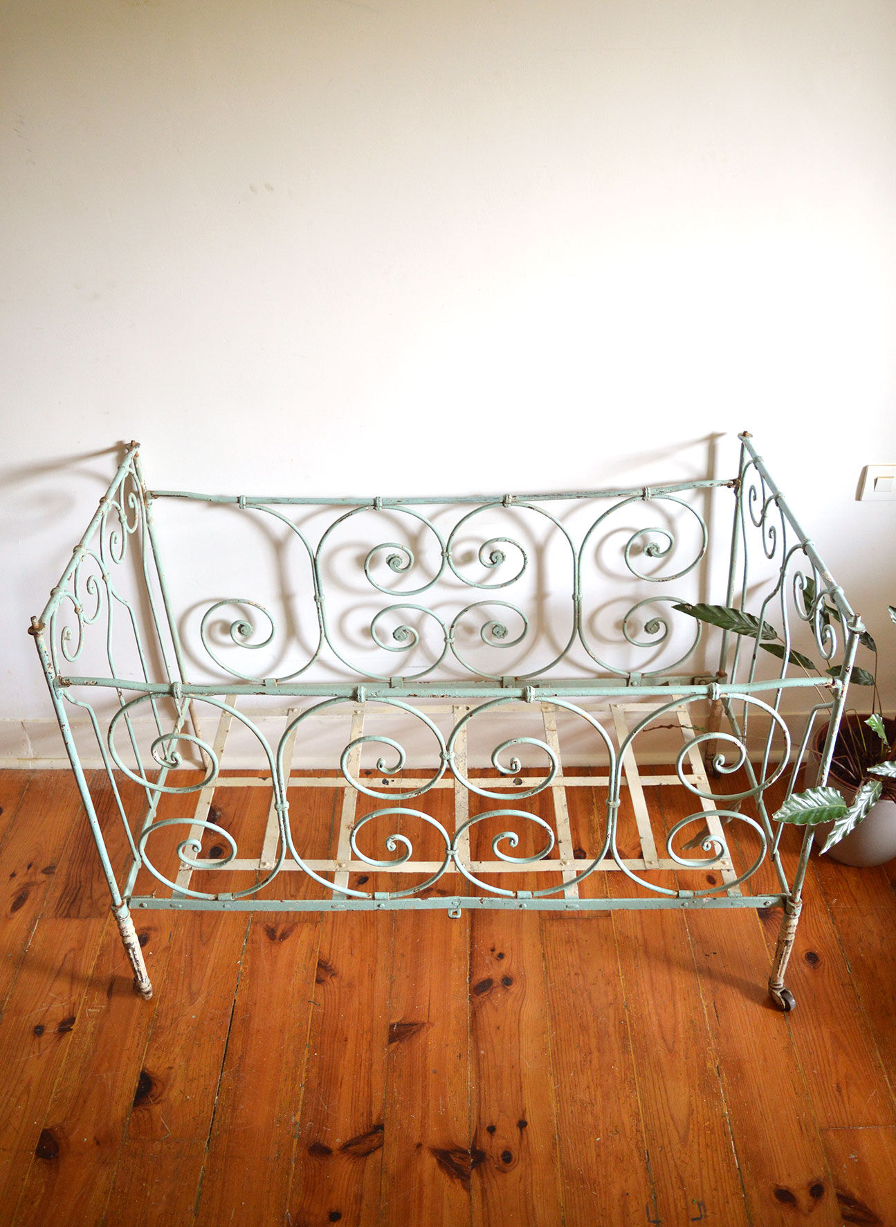 Wrought iron green water bench