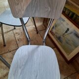 Formica table, 4 chairs and 1 stool