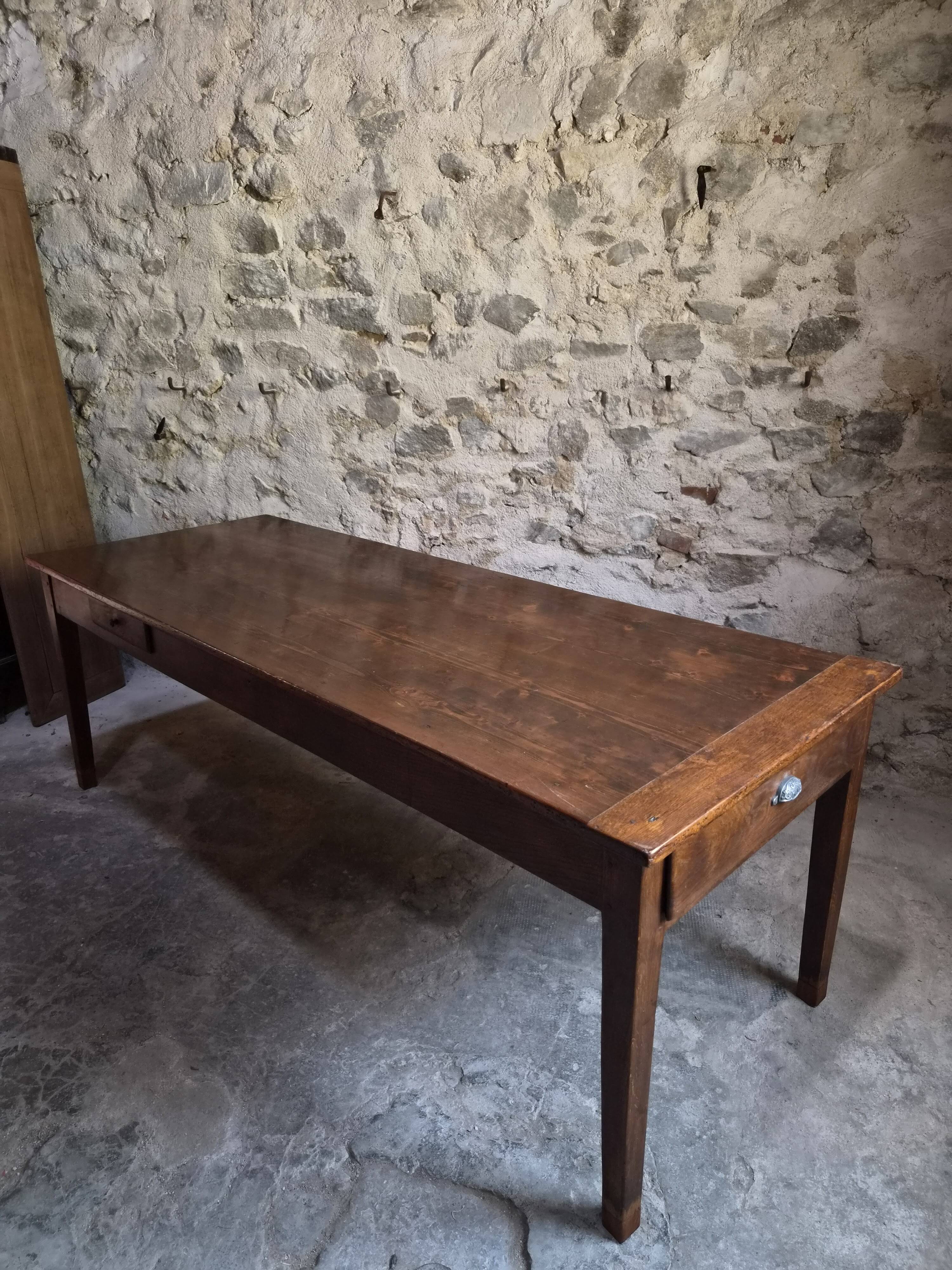 Table à manger de ferme française ancienne avec deux tiroirs | Chêne & pin | vers 1850–1900