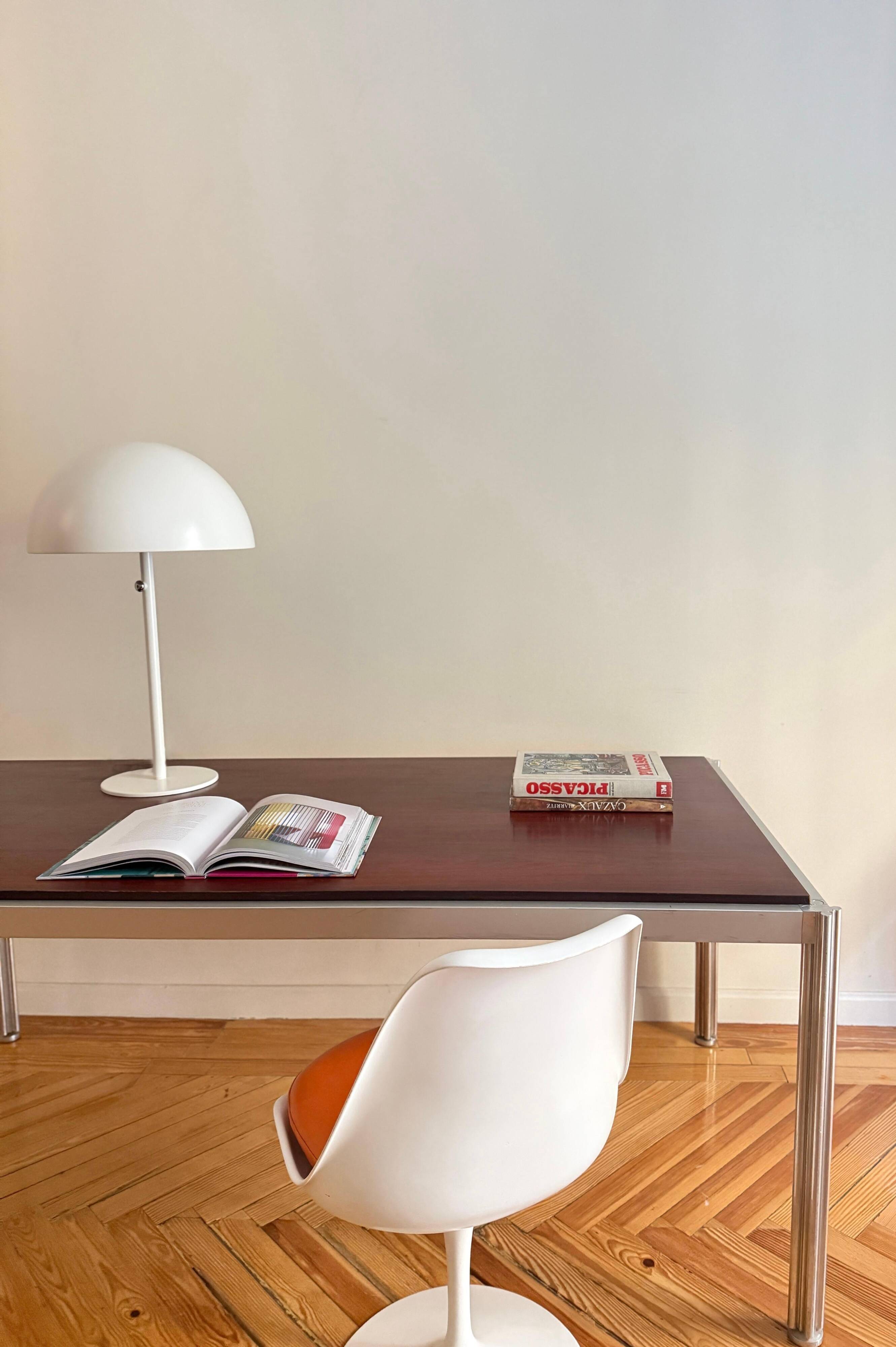 Table «Shamrock» by George Ciancimino