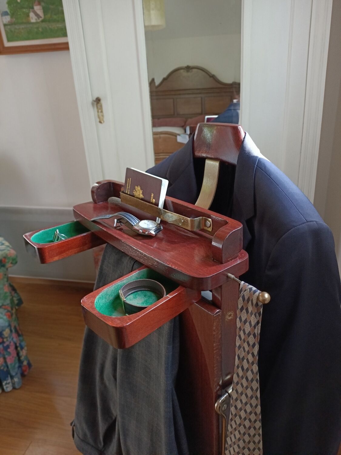 Fratelli Reguitti valet