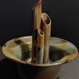 Ceramic XXth spade flowers signature to identify