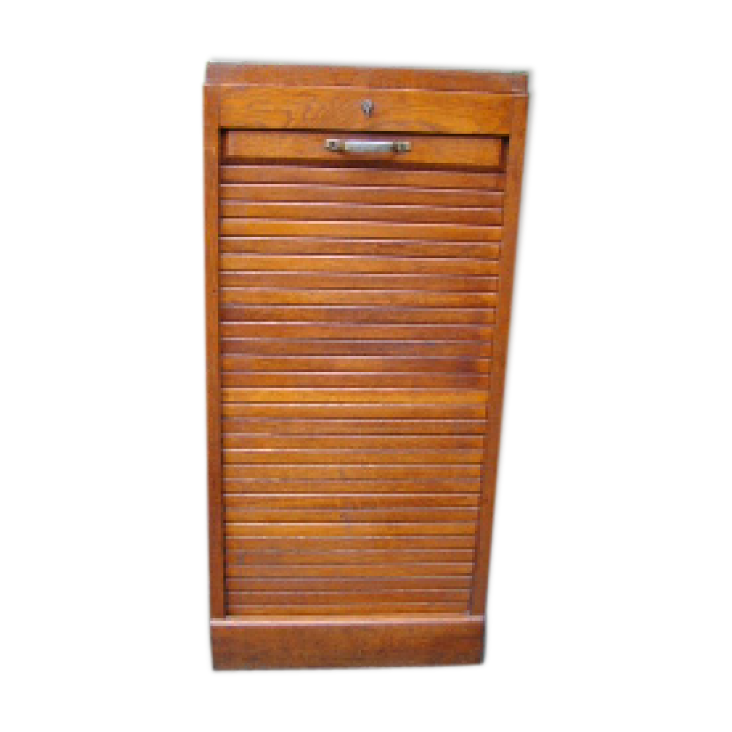 Workbook with curtain in oak