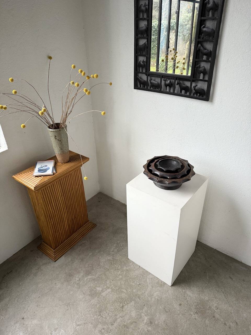 Brutalist wooden dishes, Savoyard popular art.