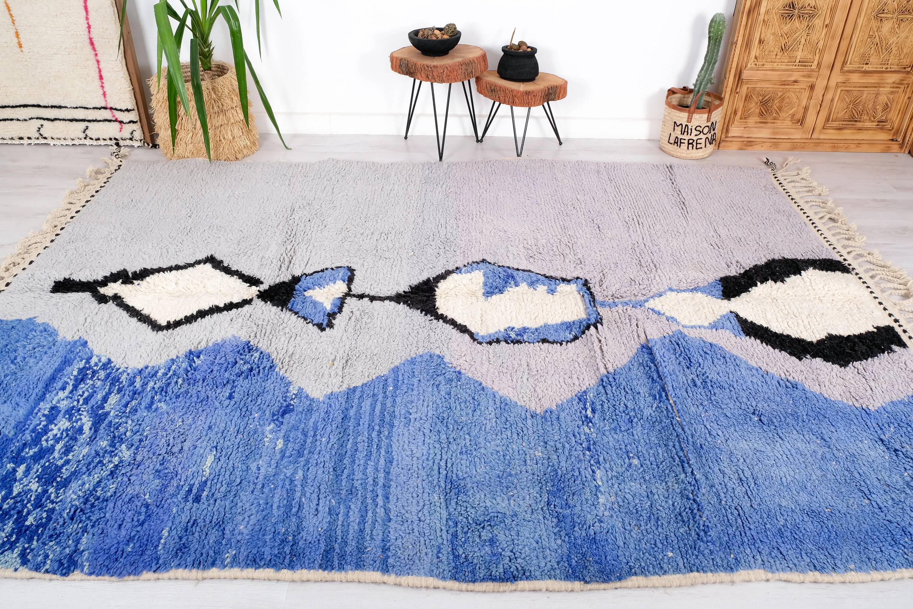 Unique handmade Berber rug 3x2 m