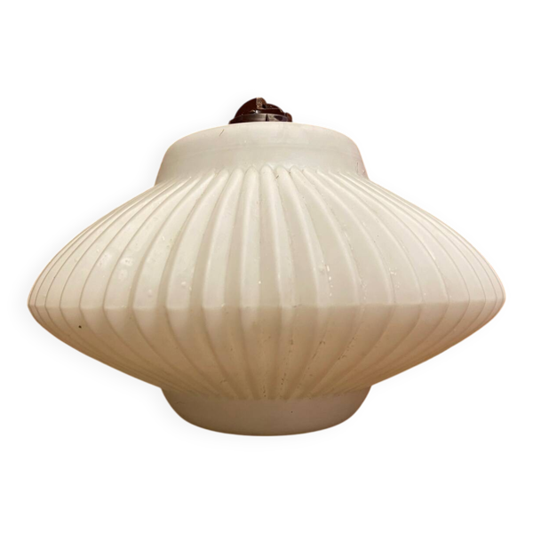 Suspension Ancienne Lampe Opaline Blanc Forme Soucoupe Striée Vintage — Beyit