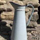 Broc in enamelled blue sheet metal