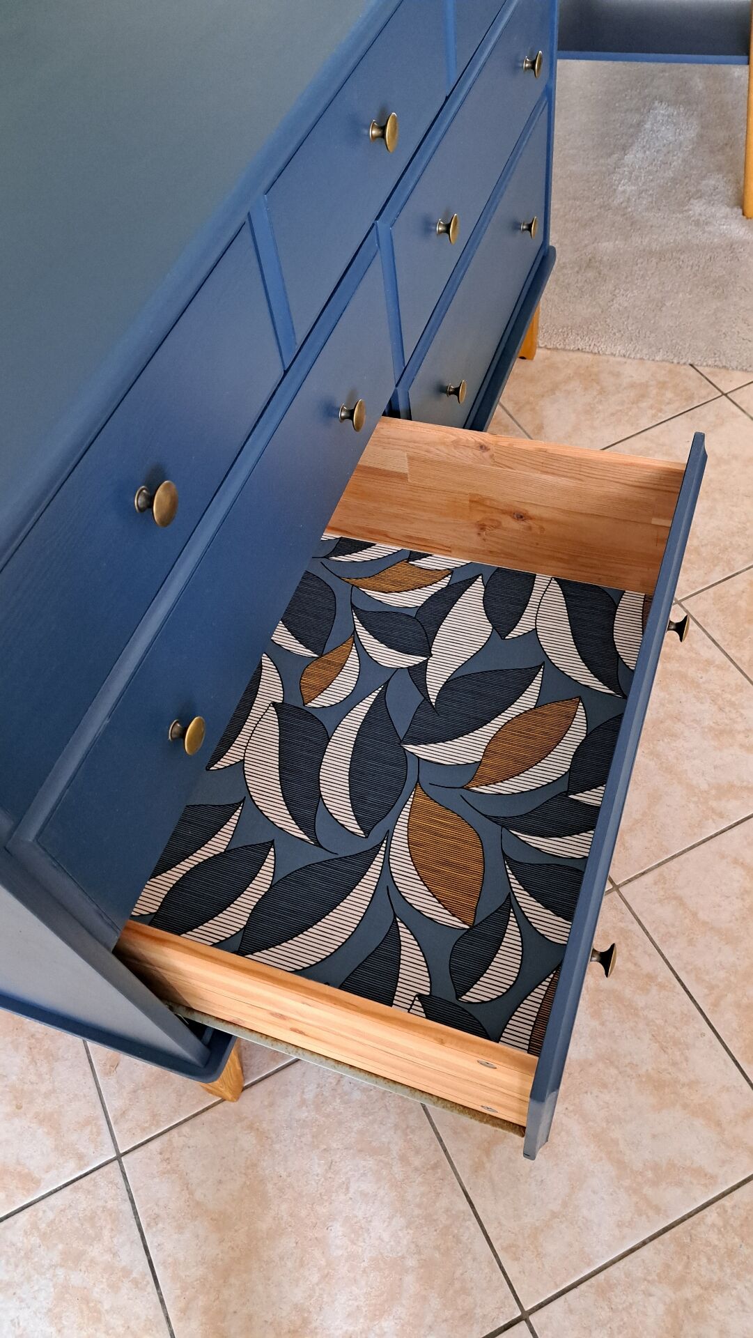 Large chest of drawers blue ganne