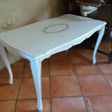 Coffee table, curved legs