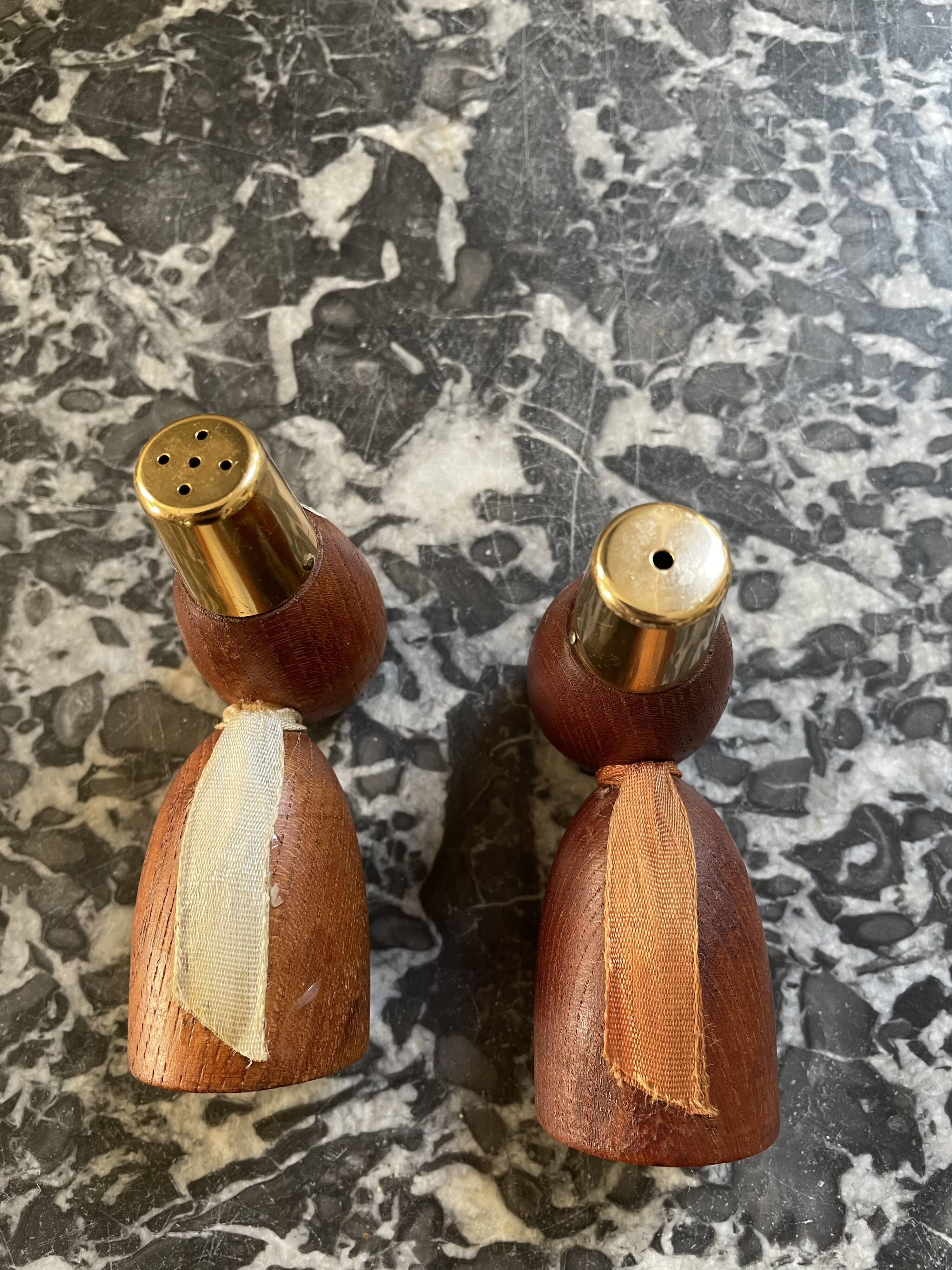 Scandinavian saliere & pepper duo