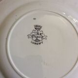 19 vintage plates