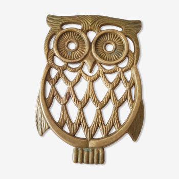 Owl brass underside