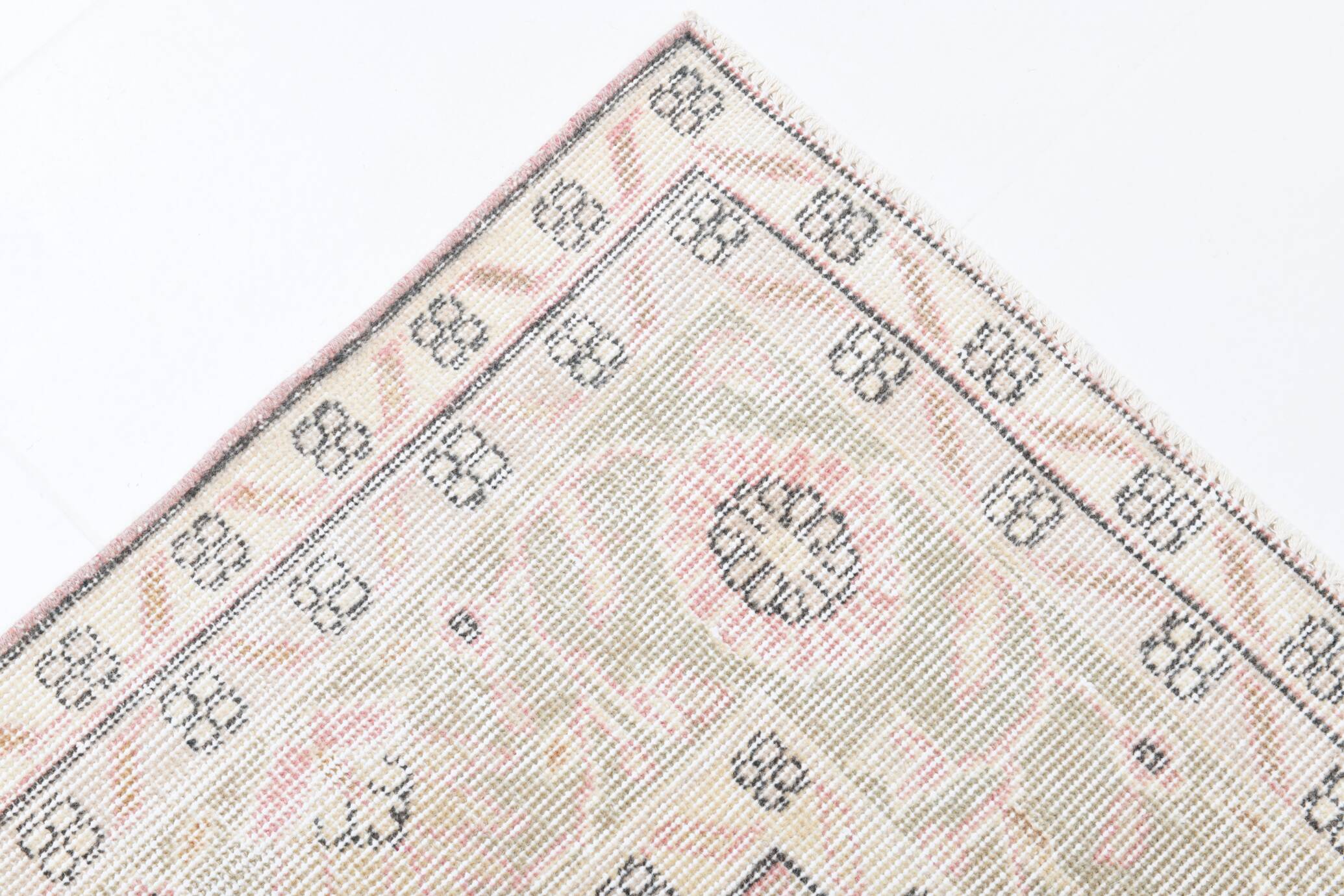 7x10 Shades Of Blush Pink Persian Rug,211x323Cm