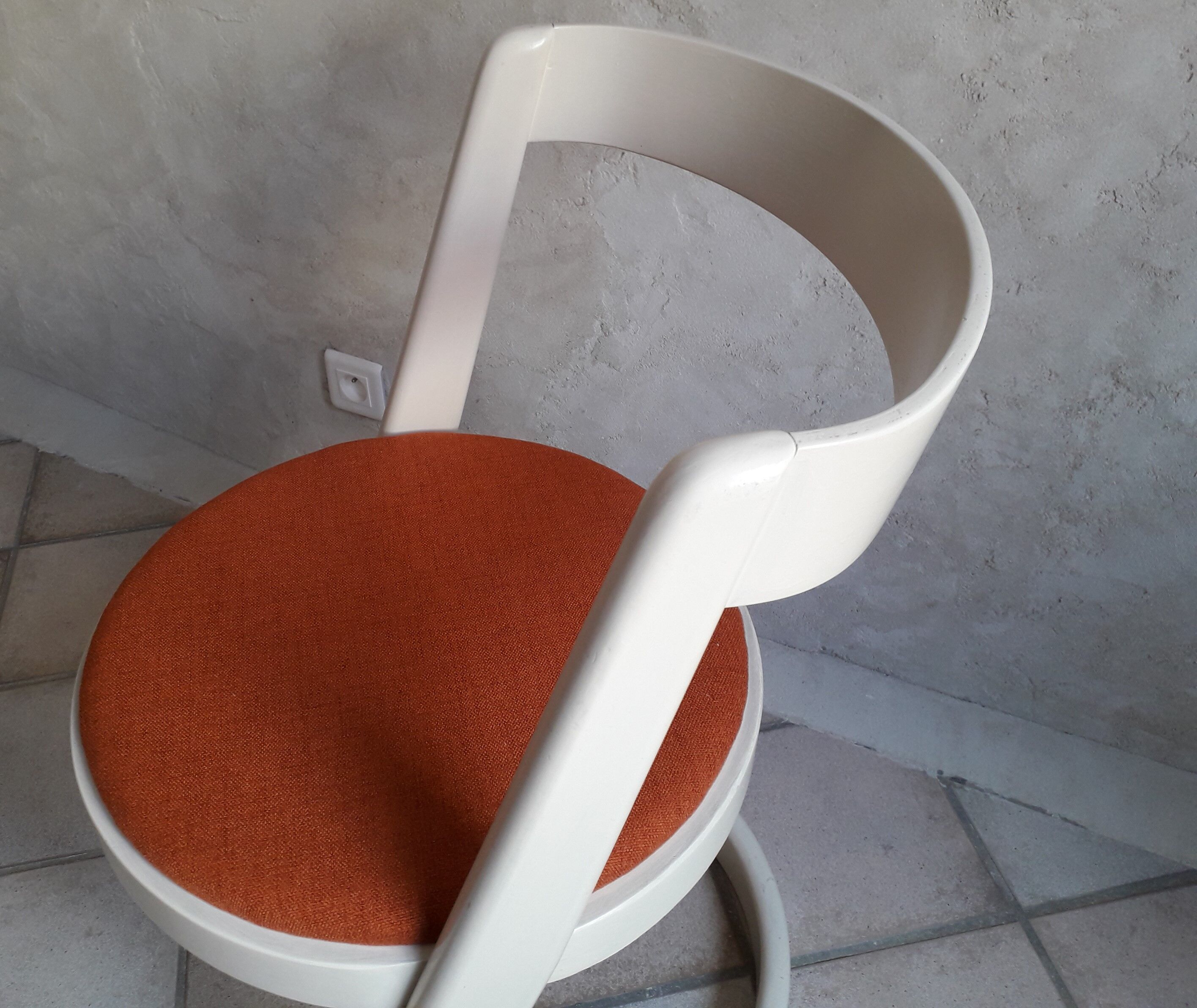 Baumann chair model Halfa 70s