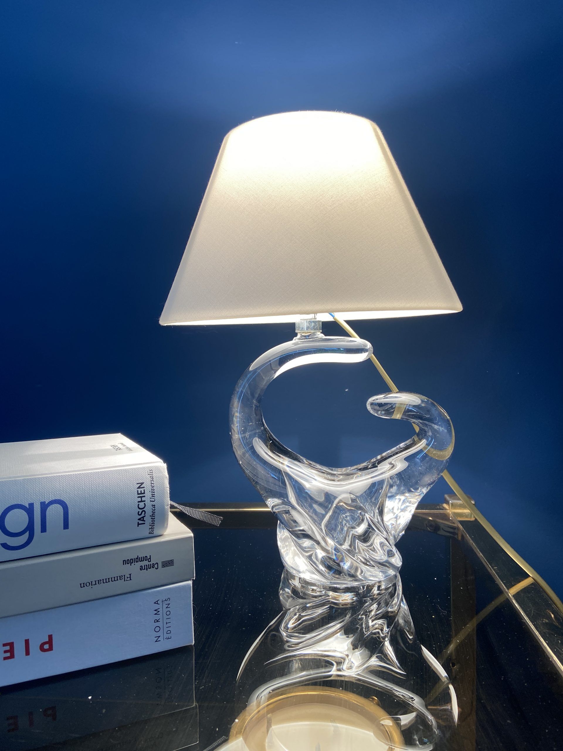 CRYSTAL FOOT TABLE LAMP