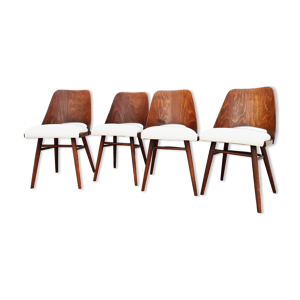 Ensemble de quatre chaises
