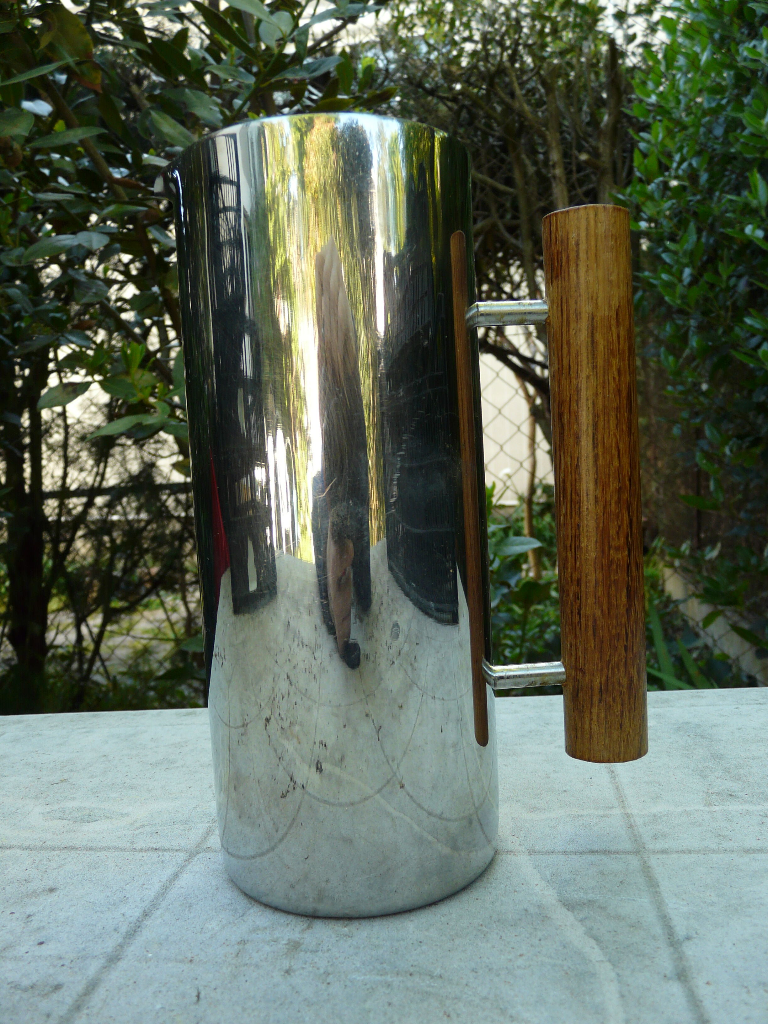 Scandinavian pitcher by Guy Degrenne in stainless steel and wood