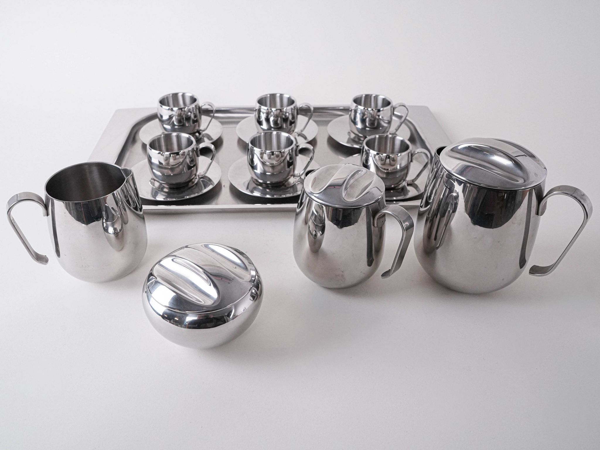 Service à café et à thé, design italien, années 1980, fabriqué en Italie.