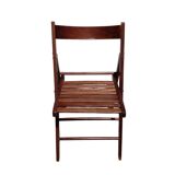 Paire de chaises pliantes en bois