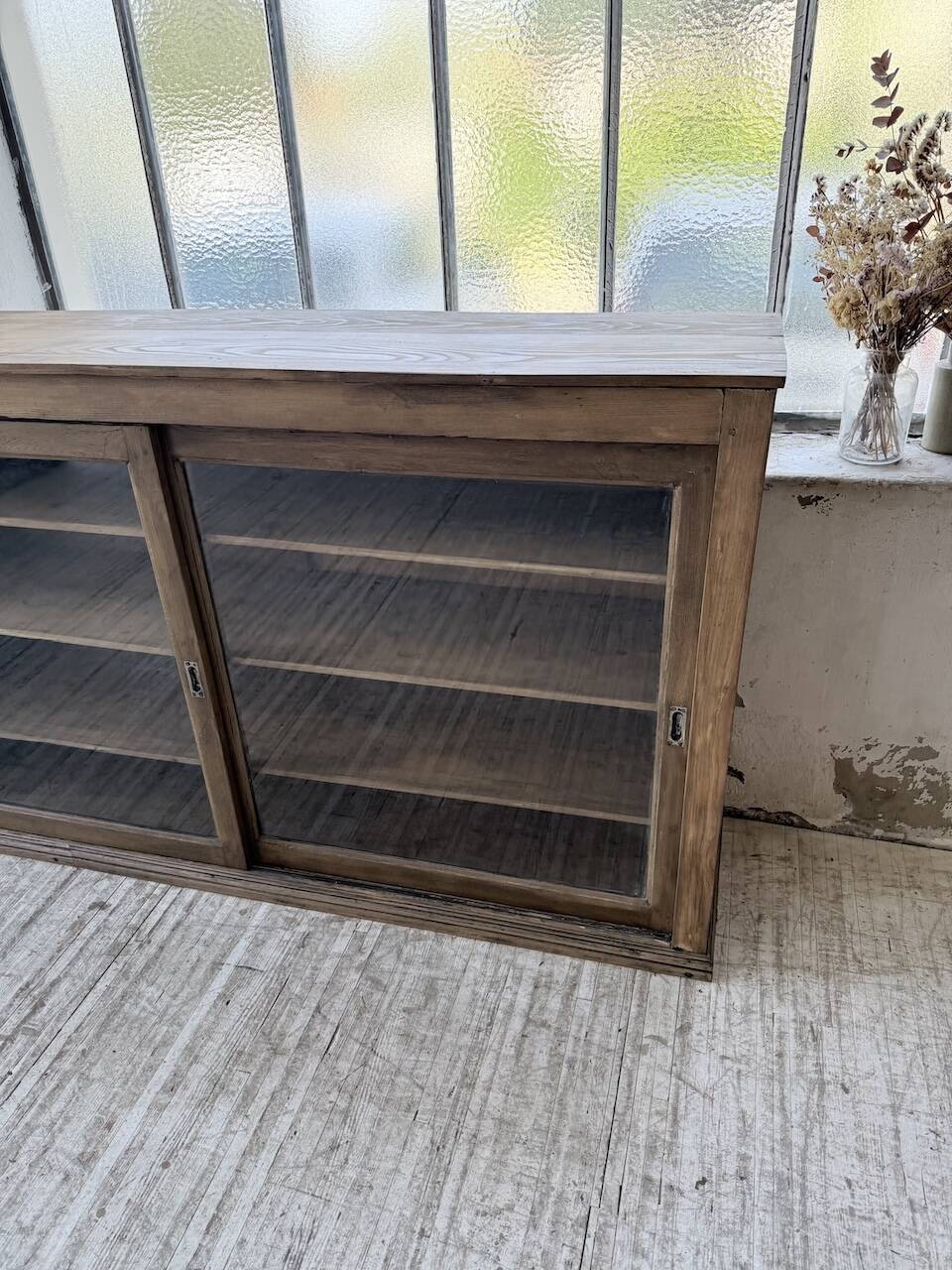 XXL 3m pine and oak display cabinet with glass doors