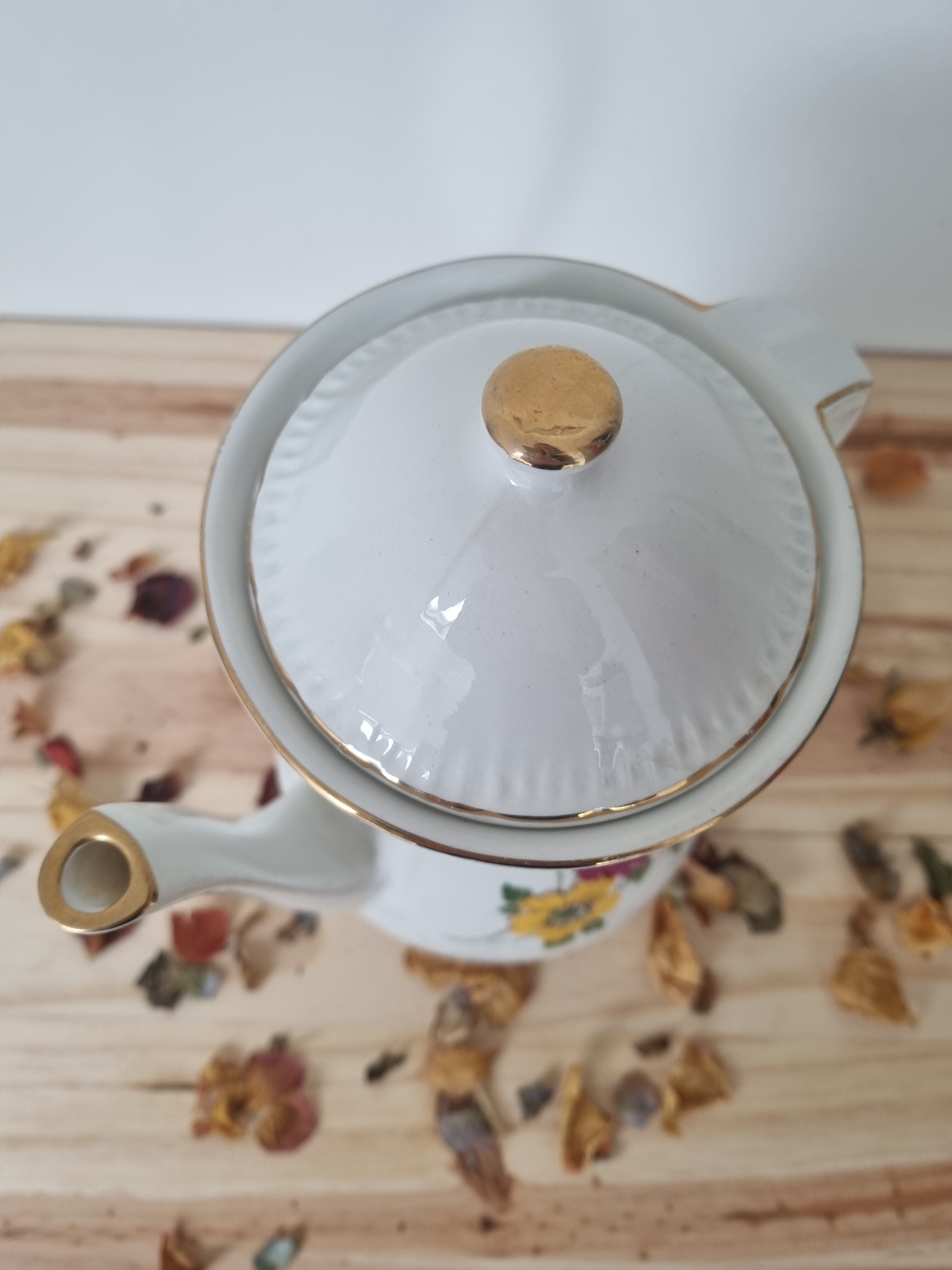 Vintage porcelain teapot Digoin Sarreguemines